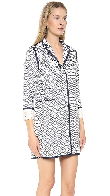 风衣袖口扣_风衣袖口绑带系法图解(2)