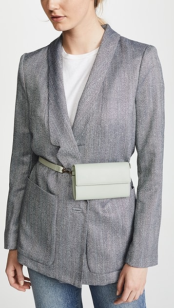 ado 多种背法腰包