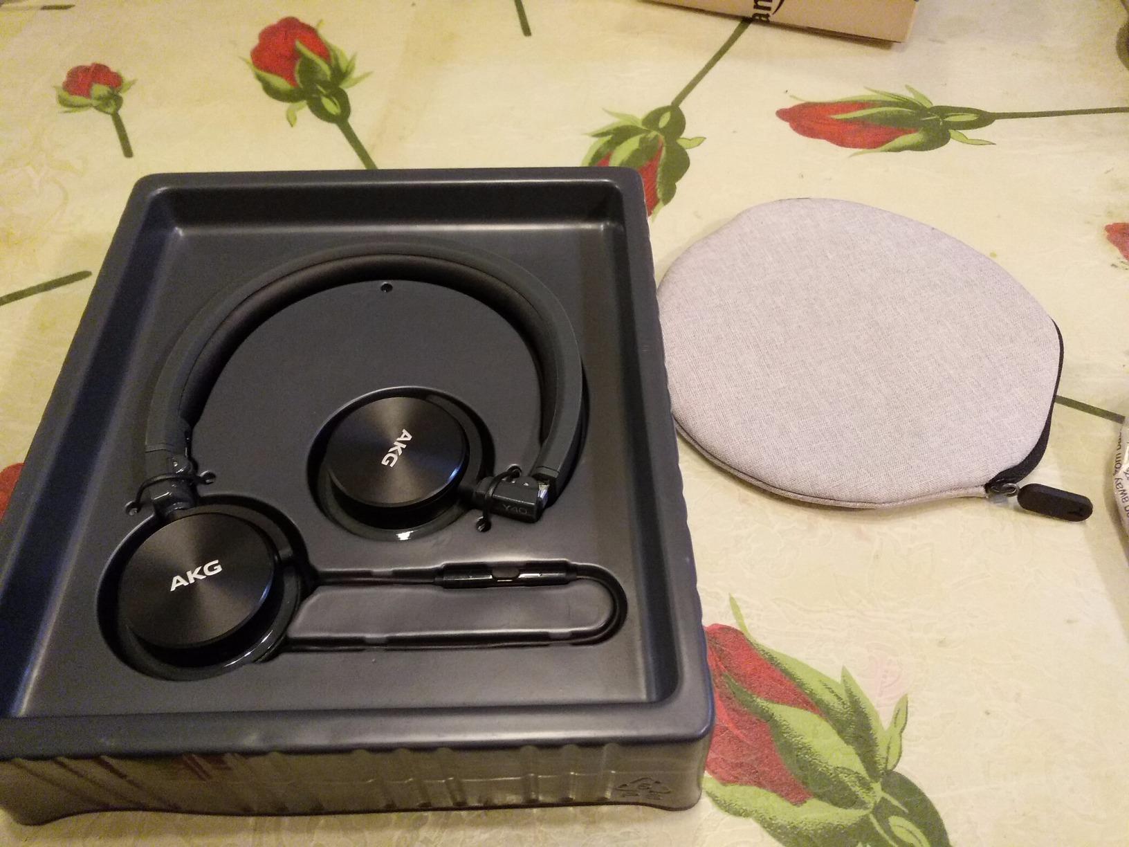 akg q460 立体声头戴式耳机 折叠便携式耳机 支持苹果手机通话耳机