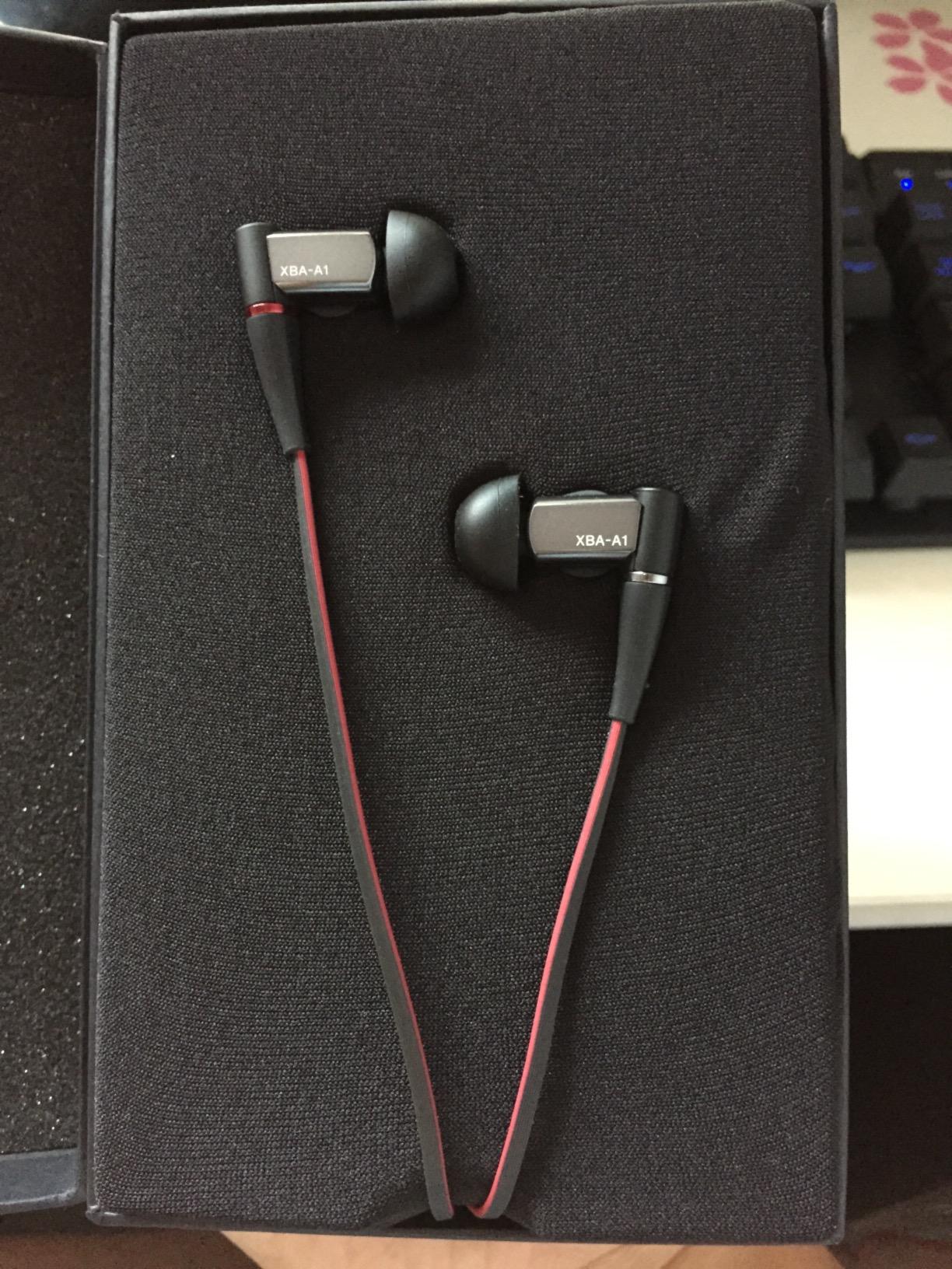 sony 索尼 xba-a1ap/q cn 圈铁结合通话耳机 黑色