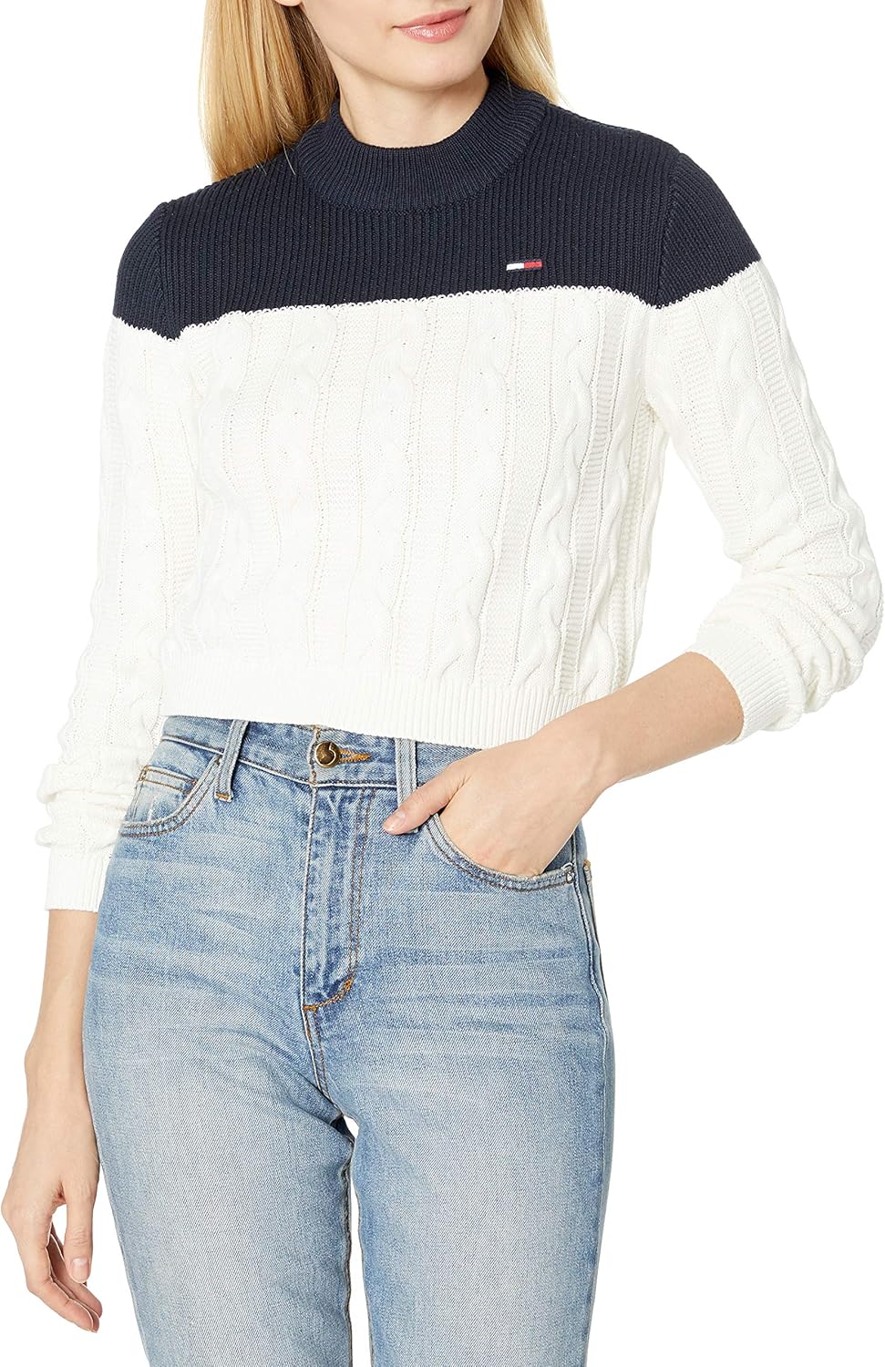 tommy hilfiger 女士短款绞花毛衣