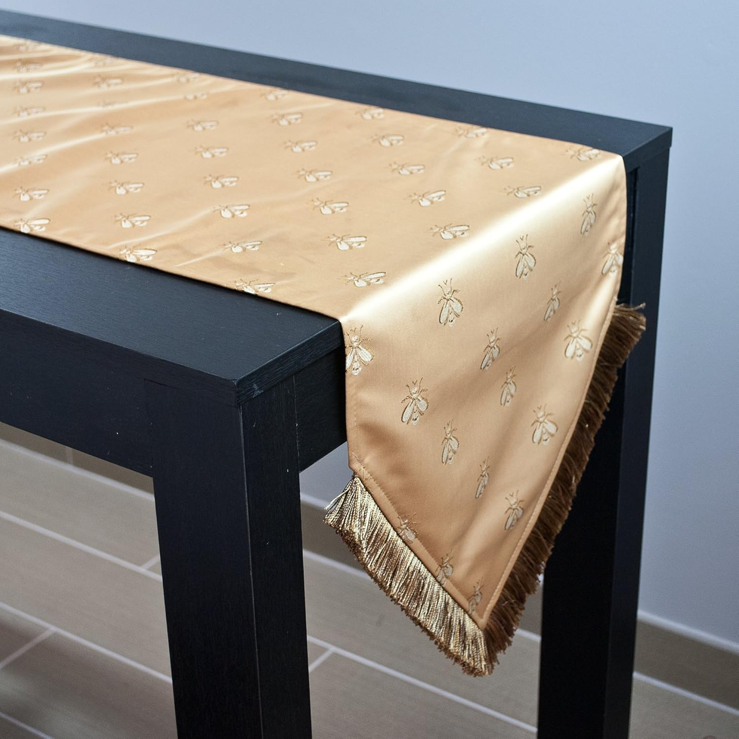 sherry kline sunnyslope 桌巾多色,33.02 x 228.